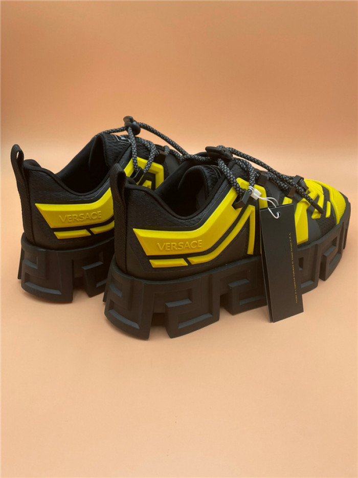 VRCE Sneaker