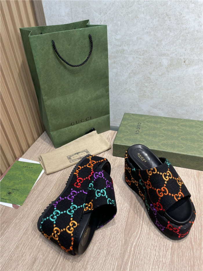 GCI GG Slide Sandal