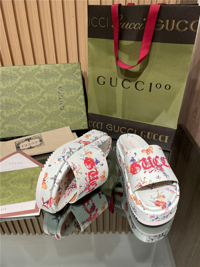 GCI GG Slide Sandal