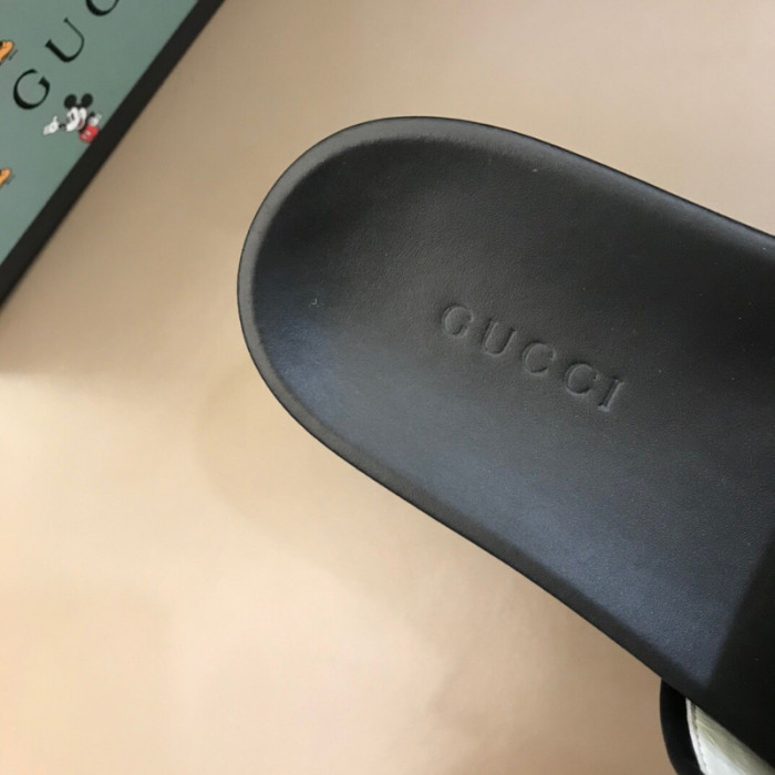 GCI GG Slide Sandal