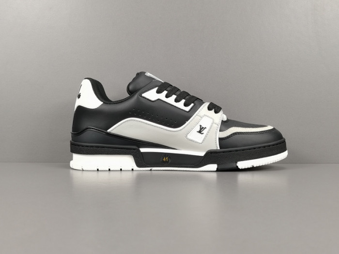 LUSV SNEAKERS