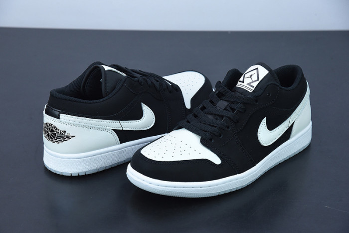 Air Jordan 1 Low SE 