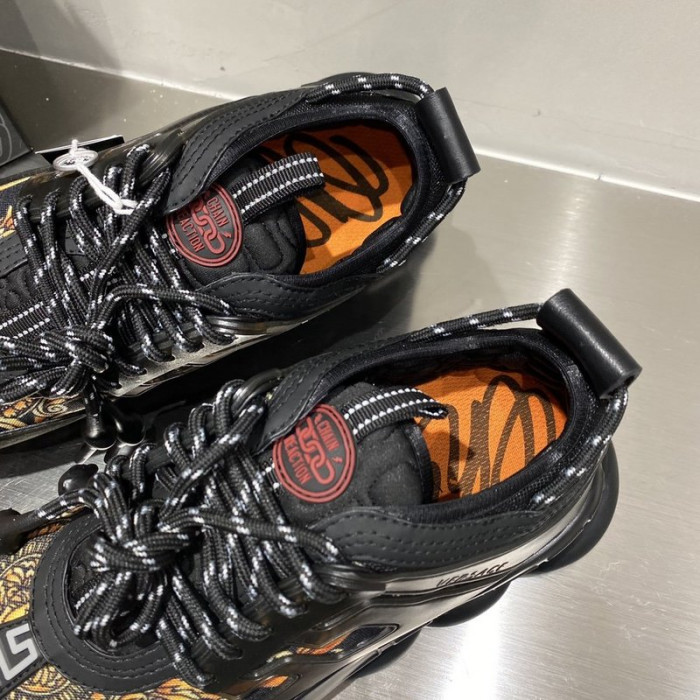 VRCE Sneaker