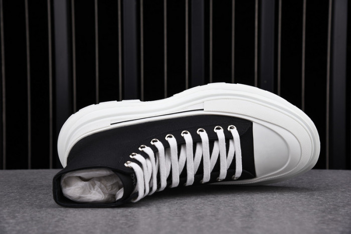 ALEXMQ Sneakers
