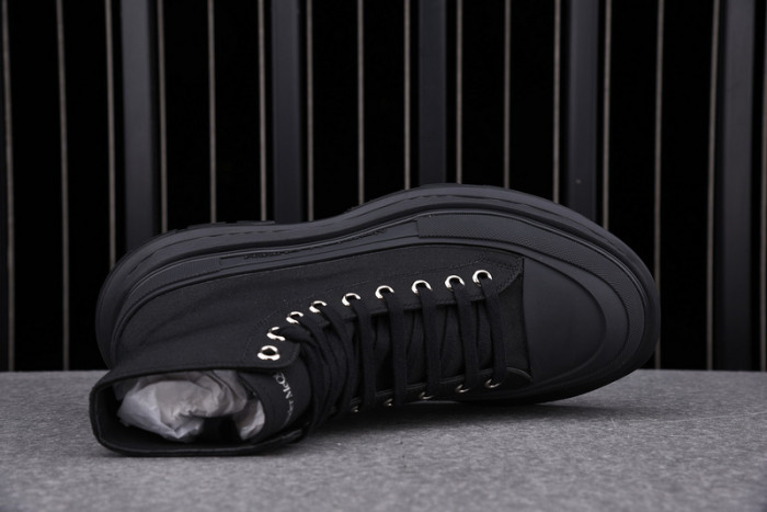 ALEXMQ Sneakers