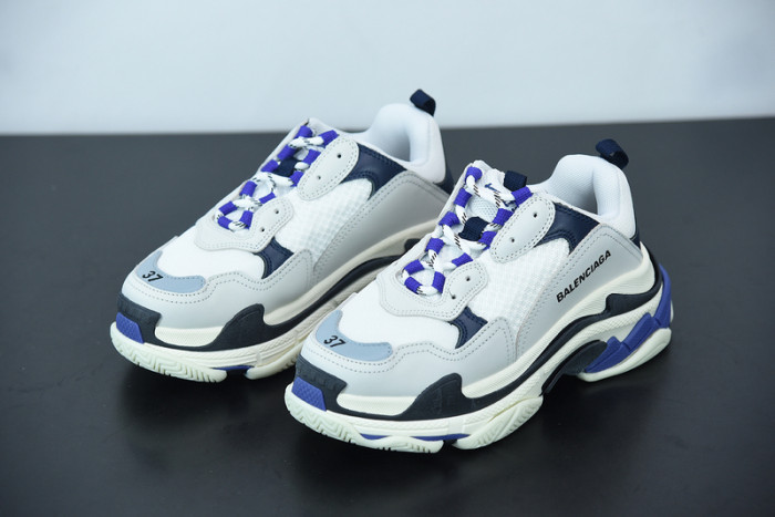 BALCIA Triple S Sneaker