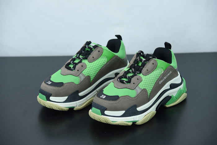 BALCIA Triple S Sneaker