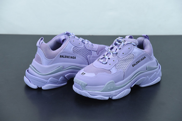 BALCIA Triple S Sneaker