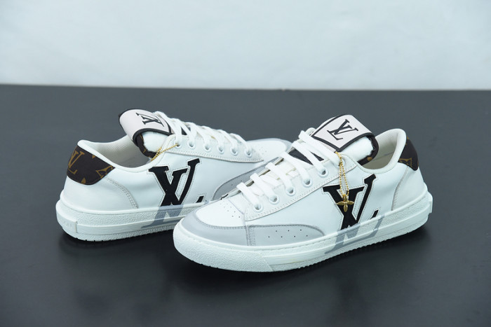LUSV SNEAKERS