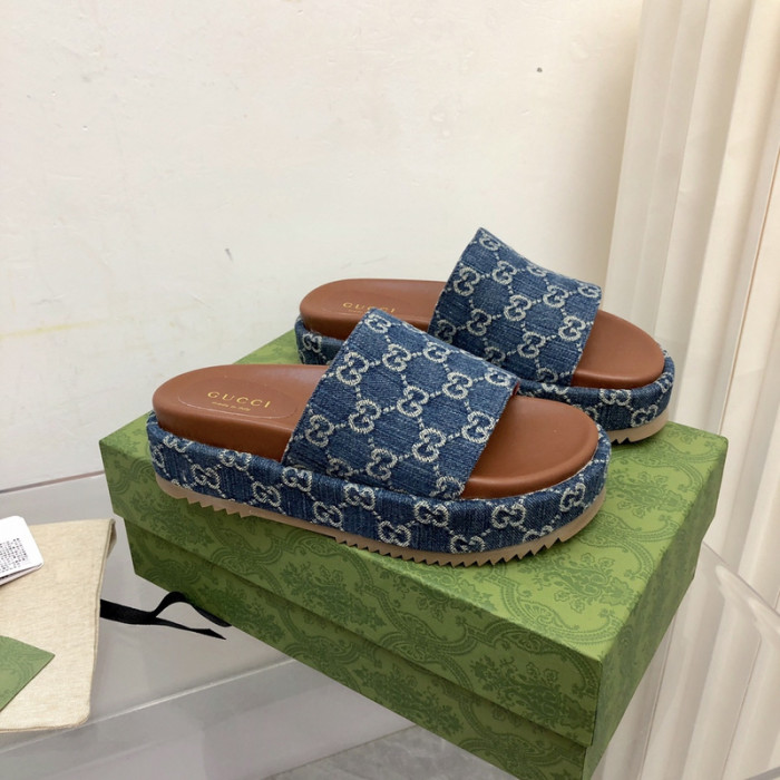 GCI GG Slide Sandal