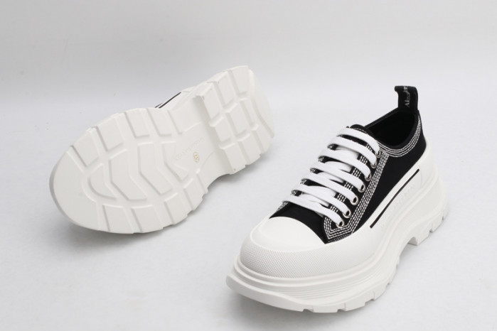 ALEXMQ Sneakers