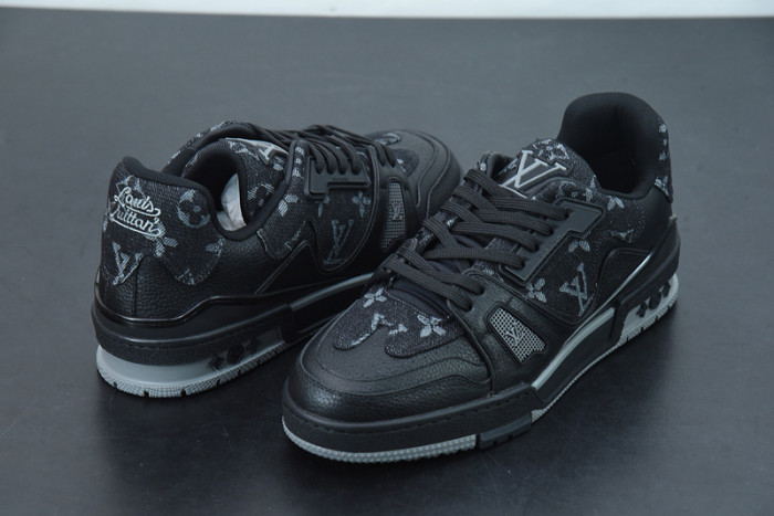 LUSV SNEAKERS