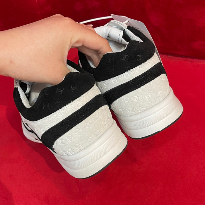 CHNL Sneaker