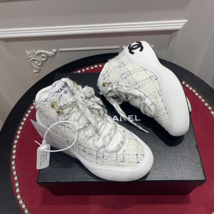 CHNL Sneaker