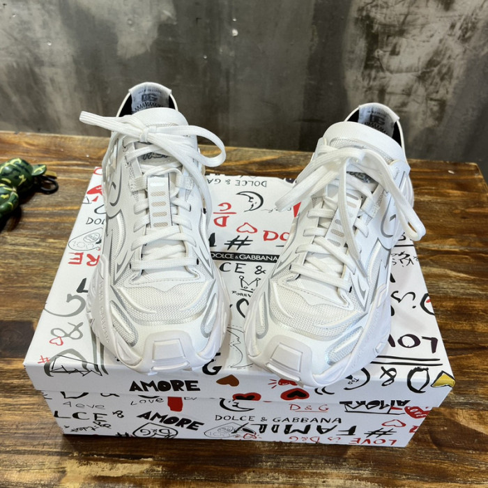 DG SNEAKER