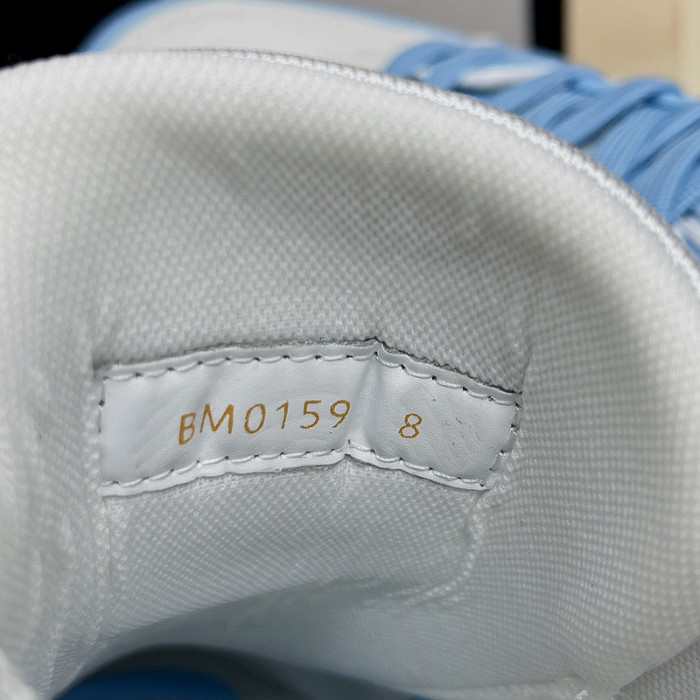 LUSV SNEAKERS