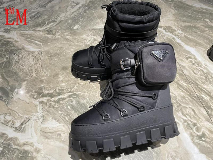 Pra*a boots
