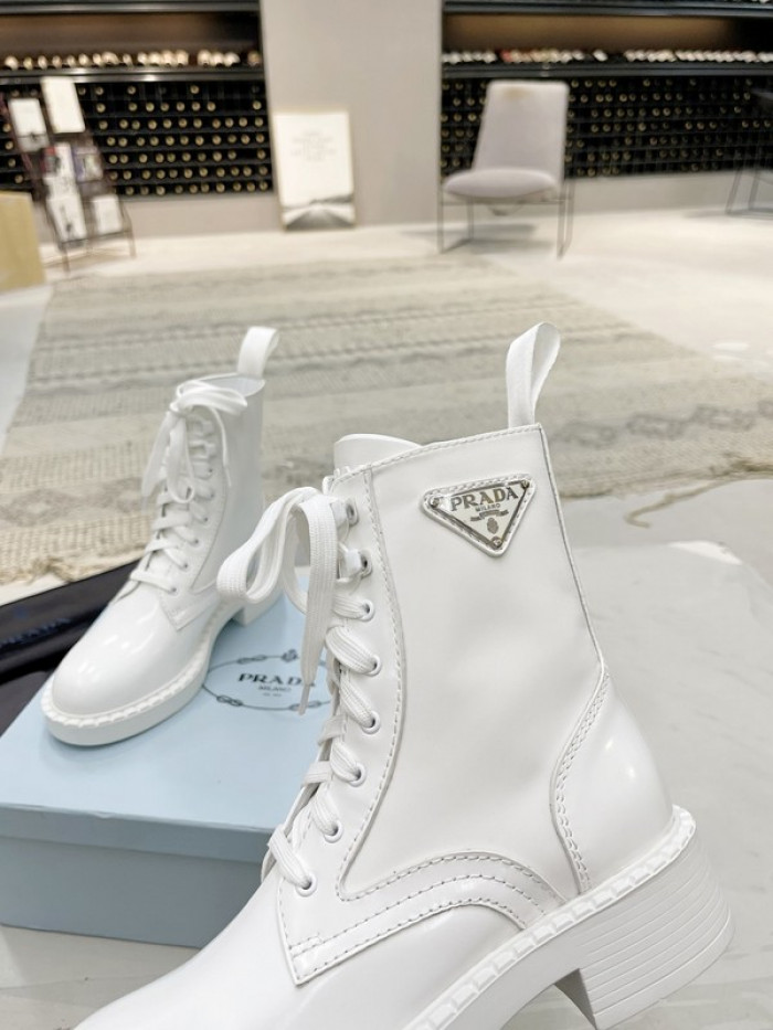 Pra*a boots