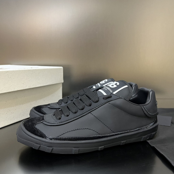 DG SNEAKER