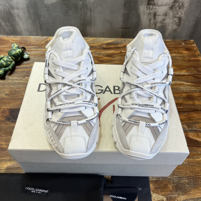 DG SNEAKER