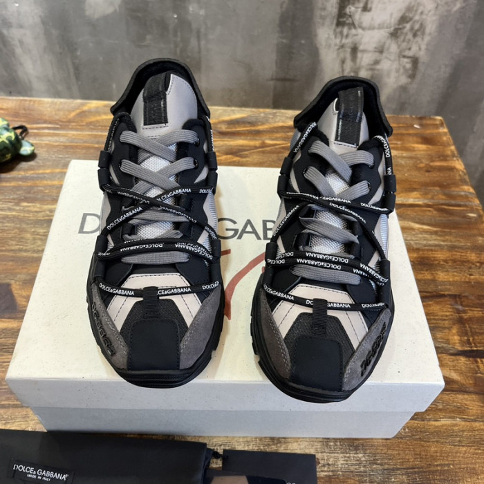 DG SNEAKER