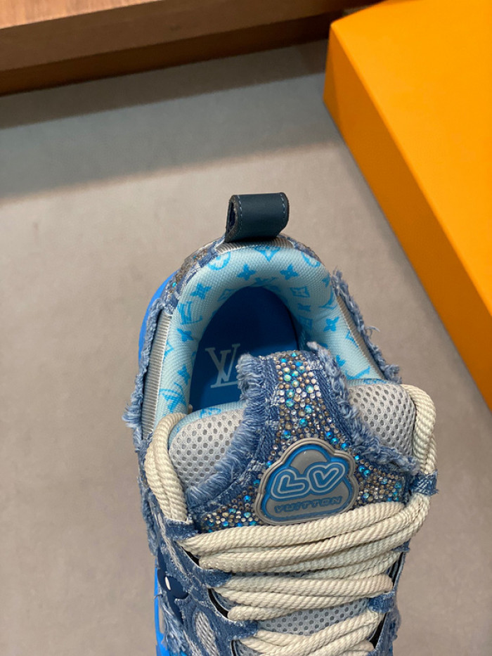 LUSV SNEAKERS
