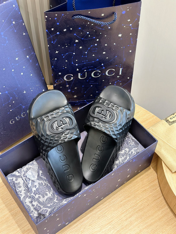 GCI GG Slide Sandal