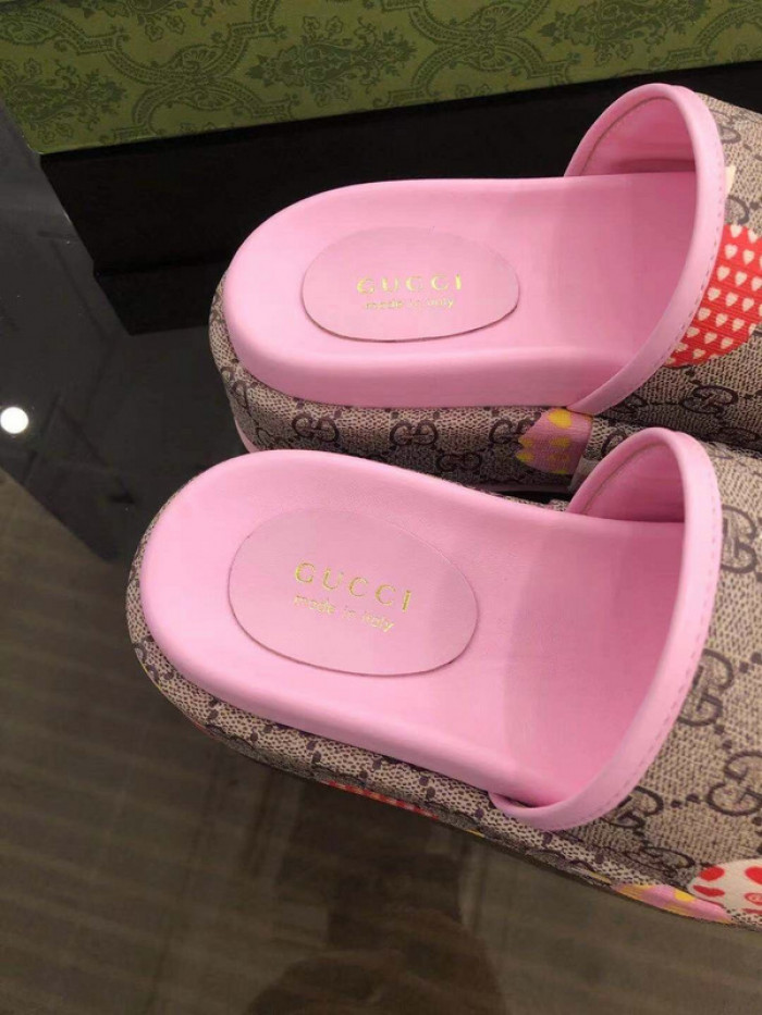 GCI GG Slide Sandal