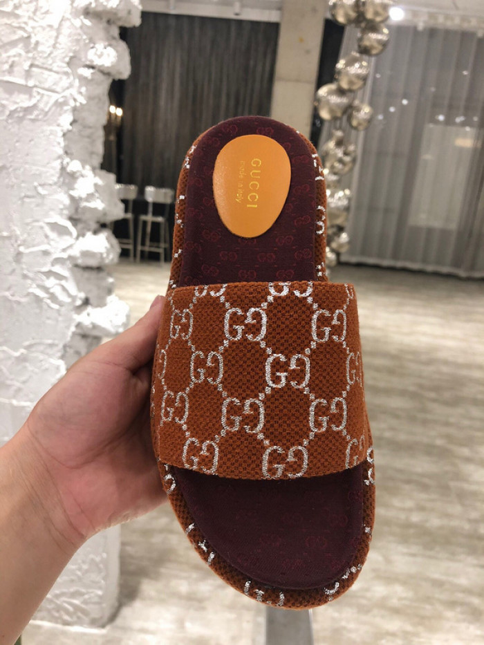 GCI GG Slide Sandal
