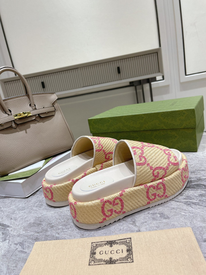 GCI GG Slide Sandal