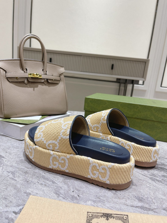 GCI GG Slide Sandal