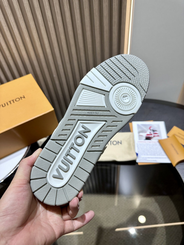 LUSV SNEAKERS