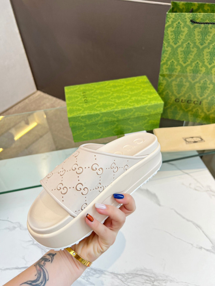 GCI GG Slide Sandal