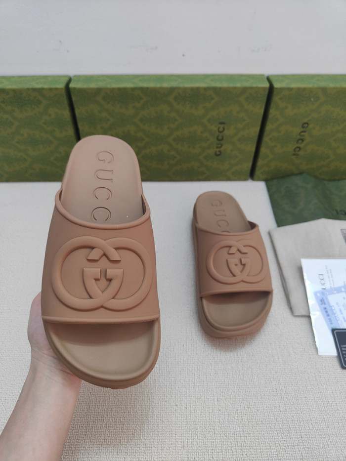 GCI GG Slide Sandal