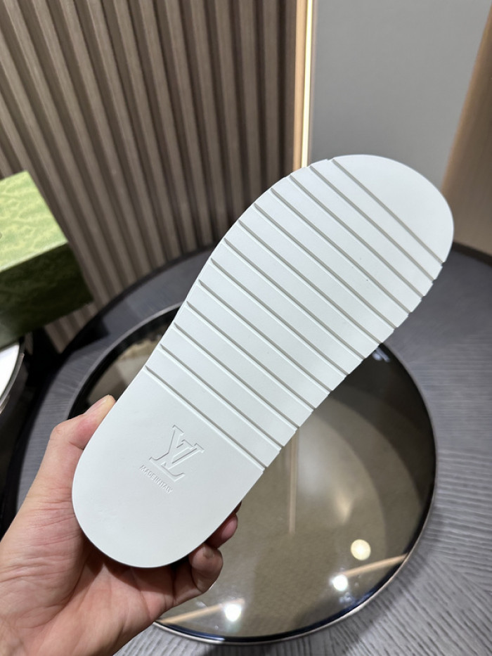 GCI GG Slide Sandal