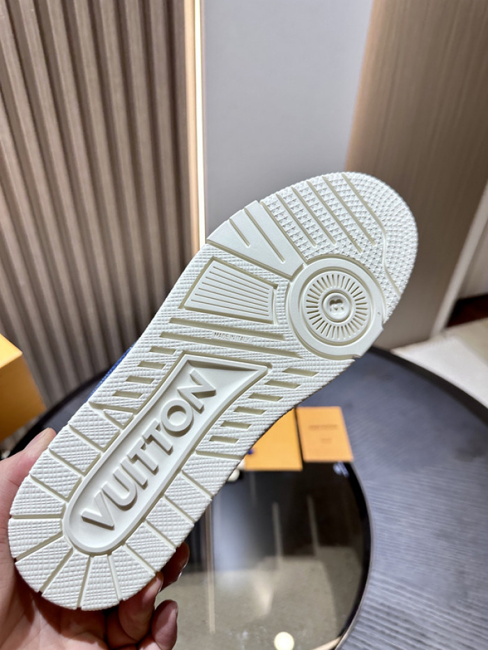 LUSV SNEAKERS