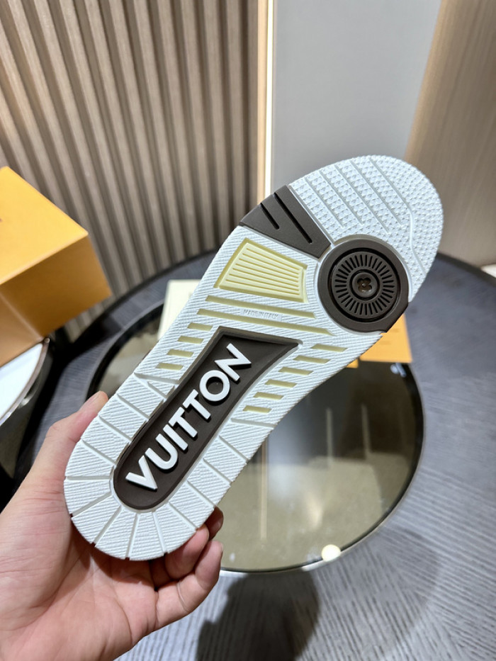 LUSV SNEAKERS