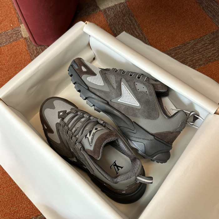 LUSV SNEAKERS