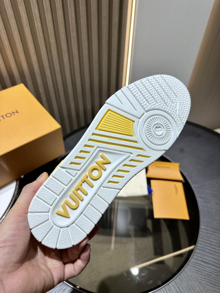 LUSV SNEAKERS