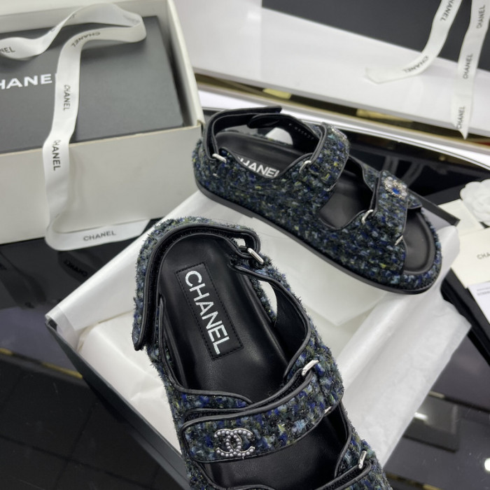 CN Slide Sandal
