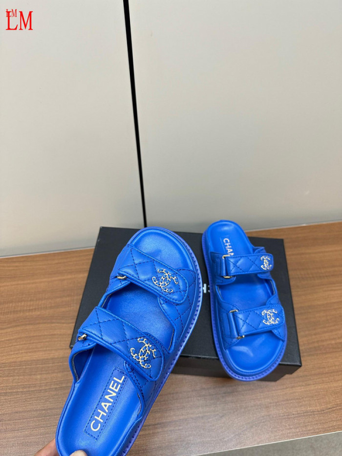 CN Slide Sandal
