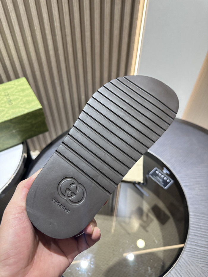 GCI GG Slide Sandal