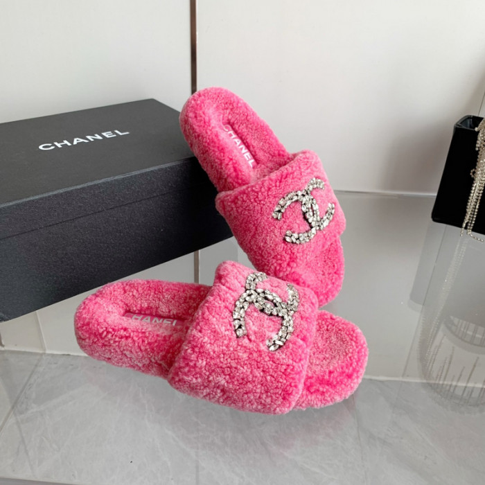 CN Slide Sandal