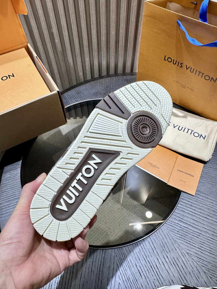LUSV SNEAKERS