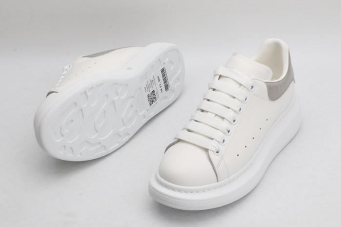 ALEXMQ Sneakers