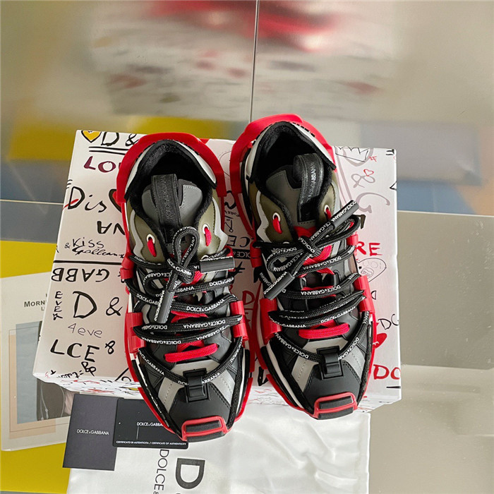 DG SNEAKER