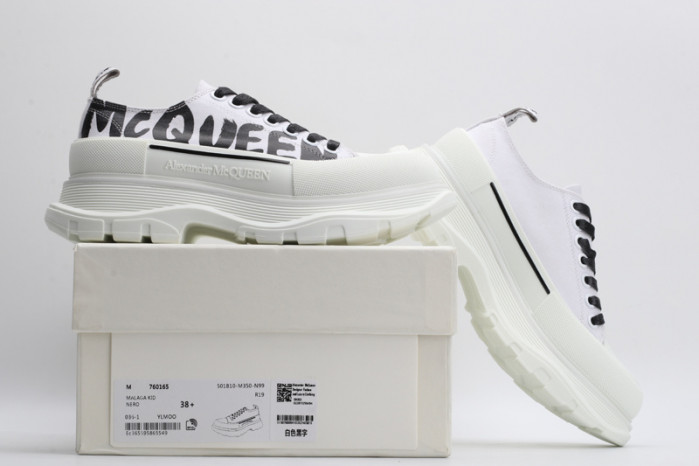 ALEXMQ Sneakers