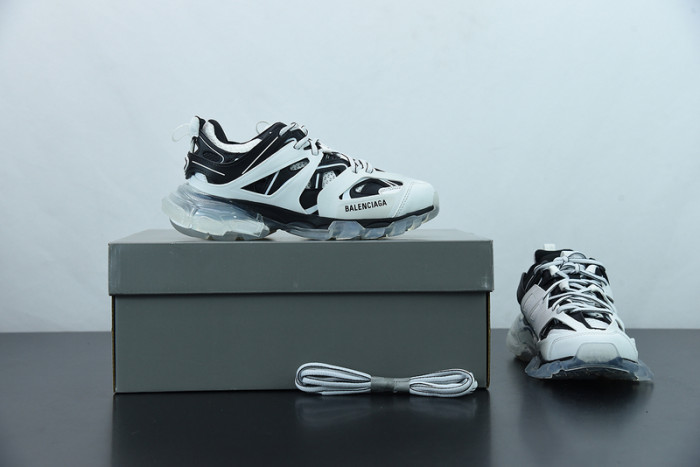 BALCIA Track SNEAKER
