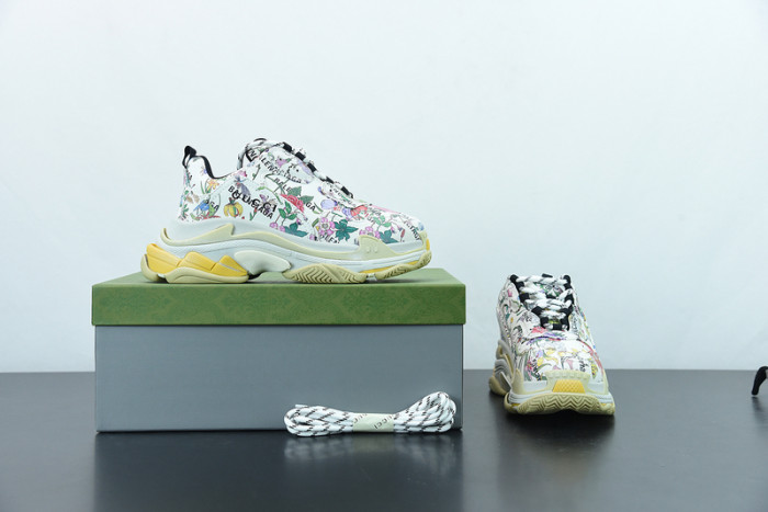 BALCIA SNEAKER