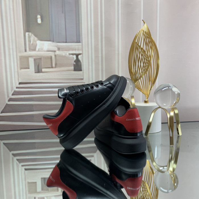 ALEXMQ Sneakers